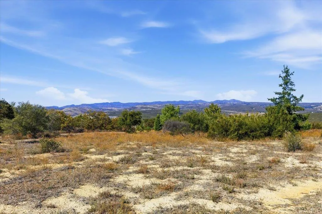 Additional image 49 of 1496 Vista De La Sierra, Boulevard, CA 91905