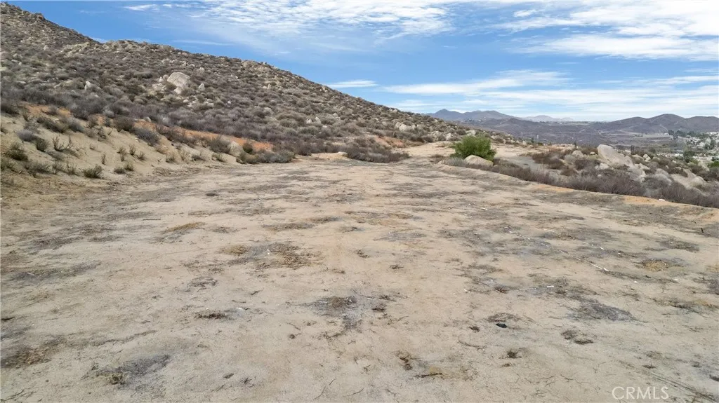 Additional image 7 of 9 Via Del Lago, Lake Elsinore, CA 92532