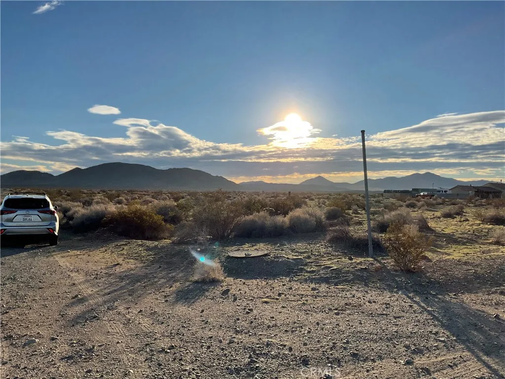 Additional image 5 of 1 Buffalo Trail, Helendale, CA 92342