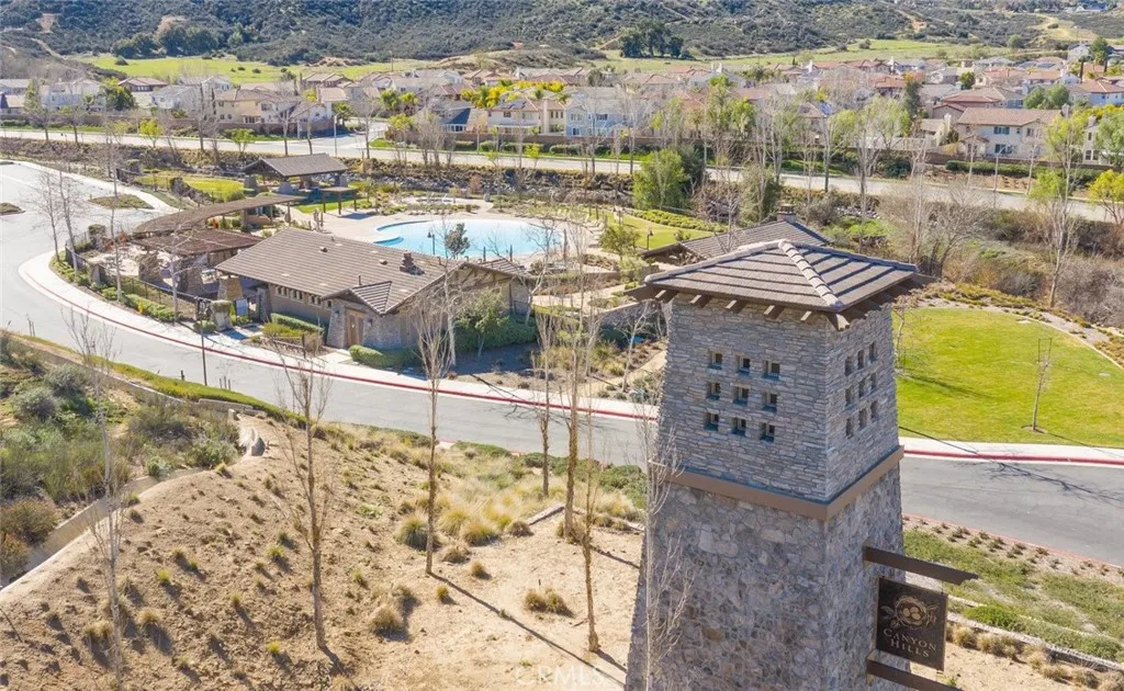 Property image for 35135 Sorrel Ln, Lake Elsinore, CA 92532