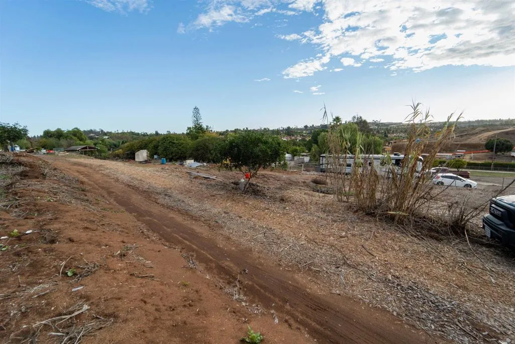 Additional image 46 of 291 Osborne Street, Vista, CA 92084