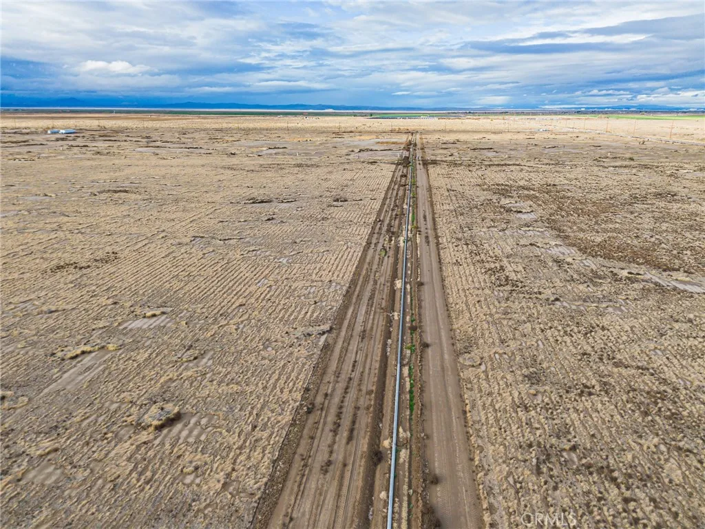 Additional image 48 of 10000 E 87th Street, Lancaster, CA 93535