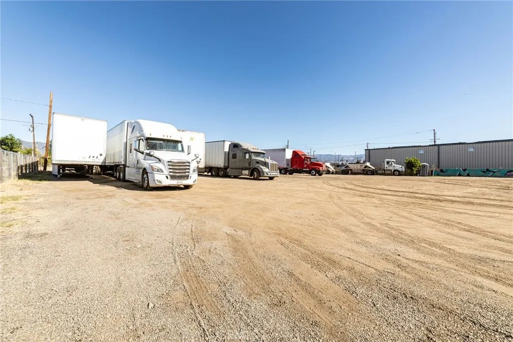 Additional image 30 of 2241 W Highland Ave, San Bernardino, CA 92407