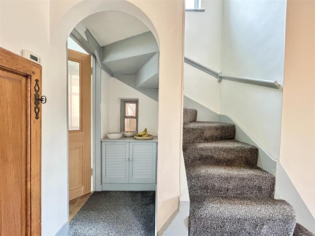 Additional image 7 of The Hurst, Moseley, Birmingham