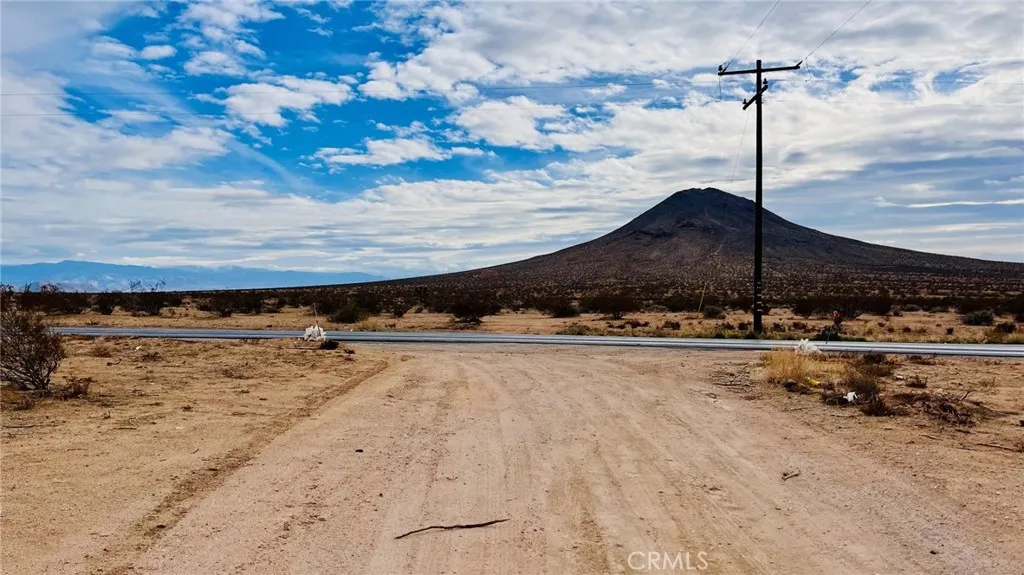 Additional image 13 of 47229227 Harris Lane, Apple Valley, CA 92307