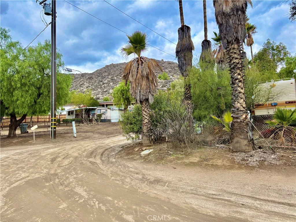 Property image for 33510 Beverly Dr, Hemet, CA 92545