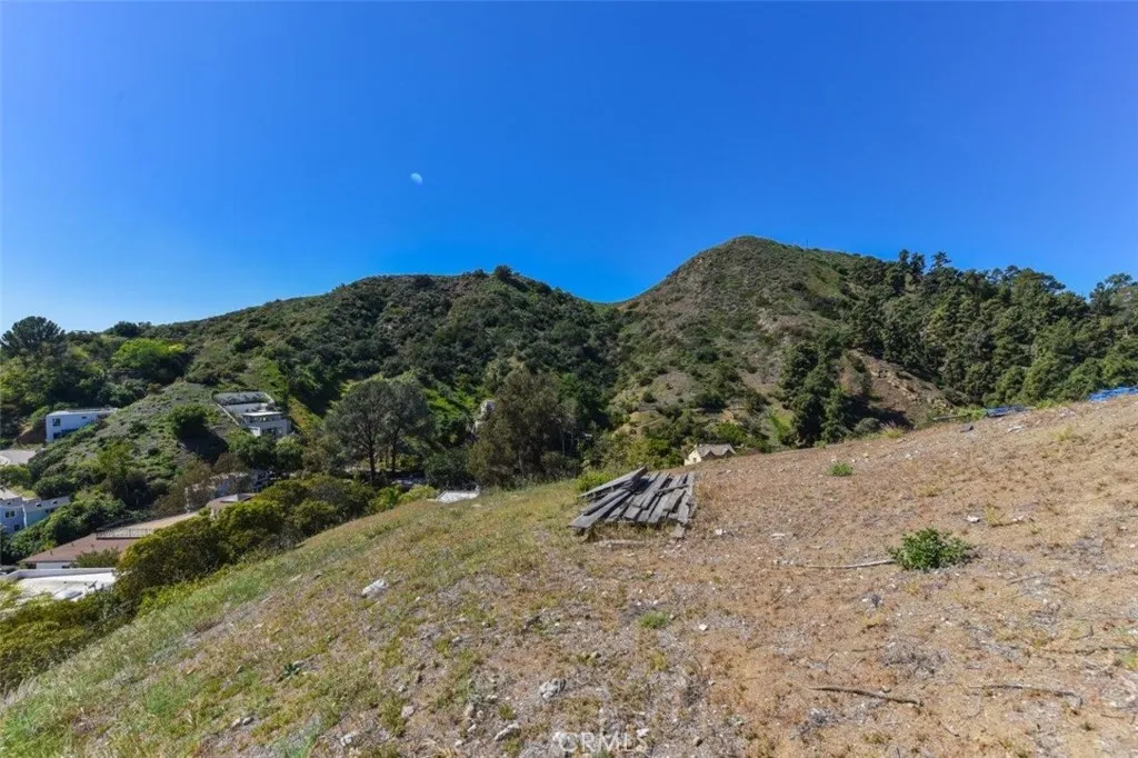 Additional image 10 of 2411 N Georgius Way, Los Angeles, CA 90068