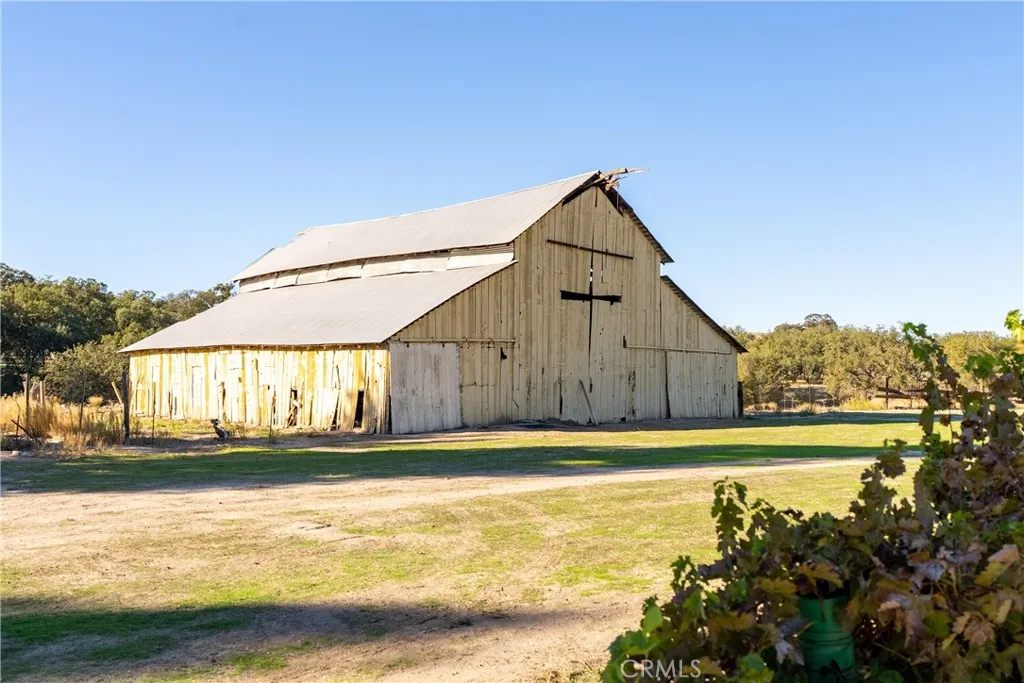 Additional image 6 of 77620 Lowes Canyon Road, San Miguel, CA 93451