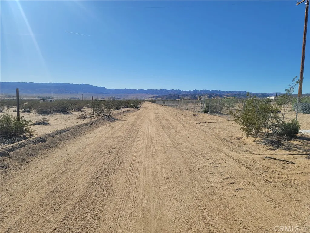 Additional image 30 of 2255 Shooting Star, 29 Palms, CA 92277