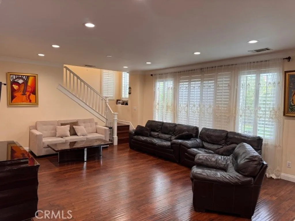 Additional image 6 of 17423 Smoke Tree Ln, Canyon Country, CA 91387