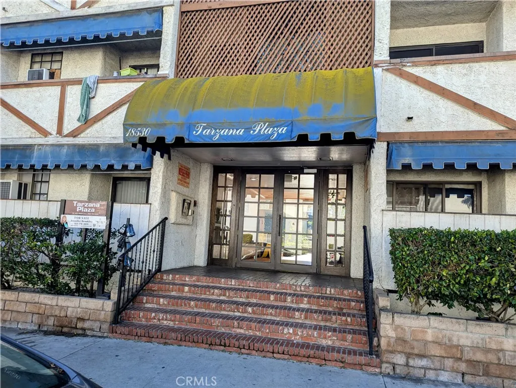 Additional image 2 of 18530 Hatteras St Unit 329, Tarzana, CA 91356