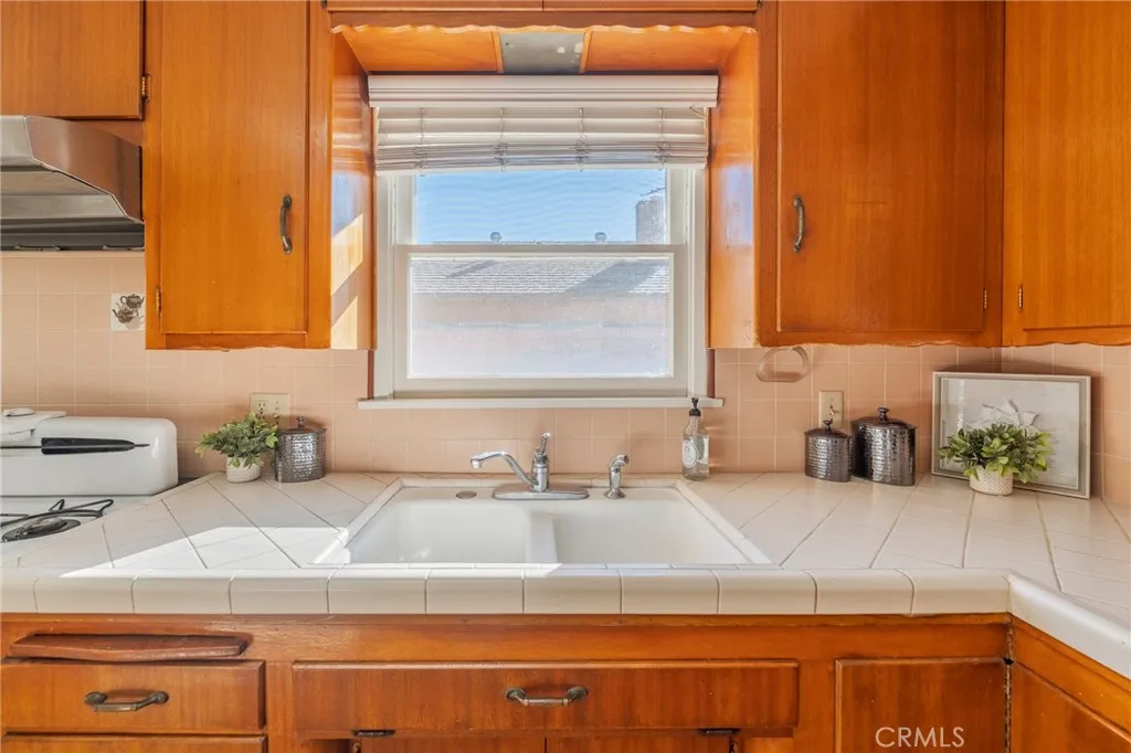 Additional image 13 of 1241 S Walnut St, Anaheim, CA 92802