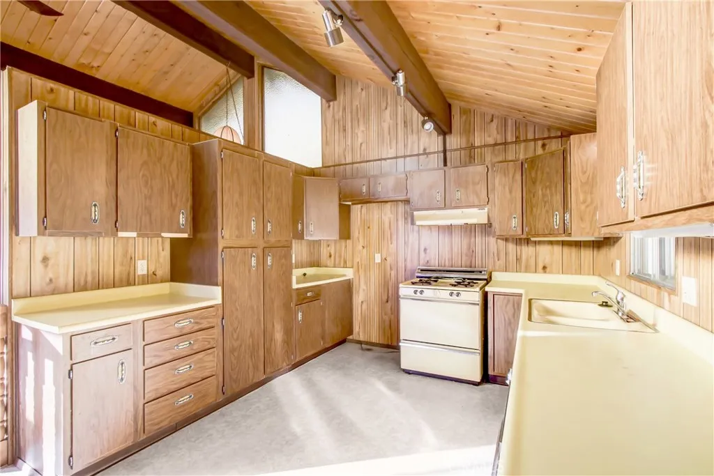 Additional image 19 of 1063 Fawnskin Dr, Fawnskin, CA 92333