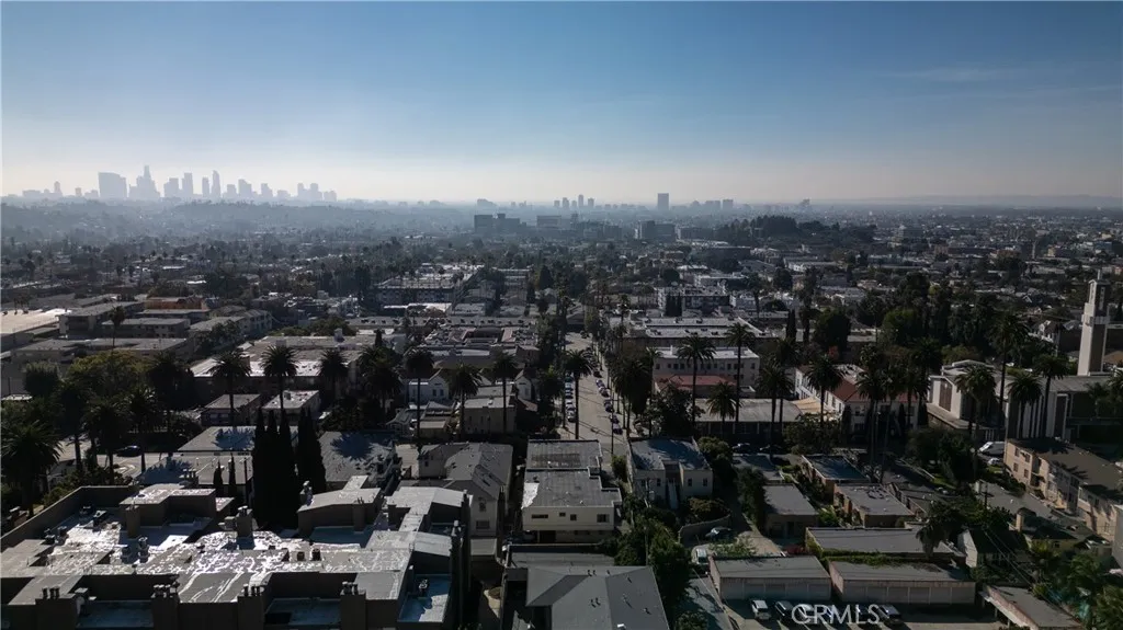 Additional image 20 of 4579 Ambrose Avenue Unit 4, Los Angeles, CA 90027