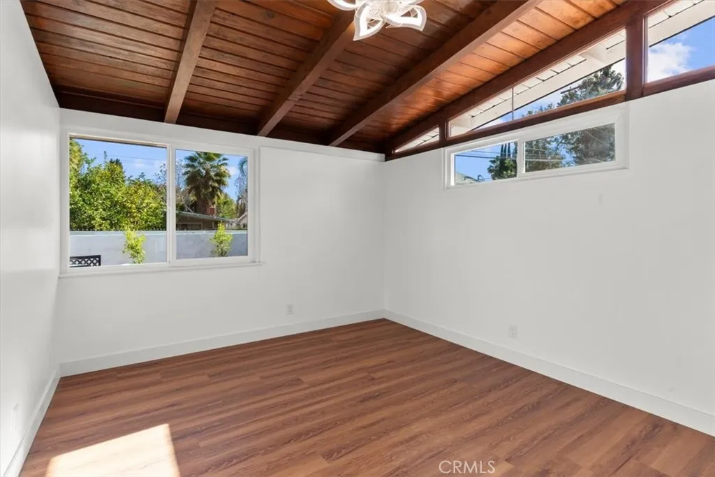 Additional image 16 of 8008 Aura, Reseda, CA 91335