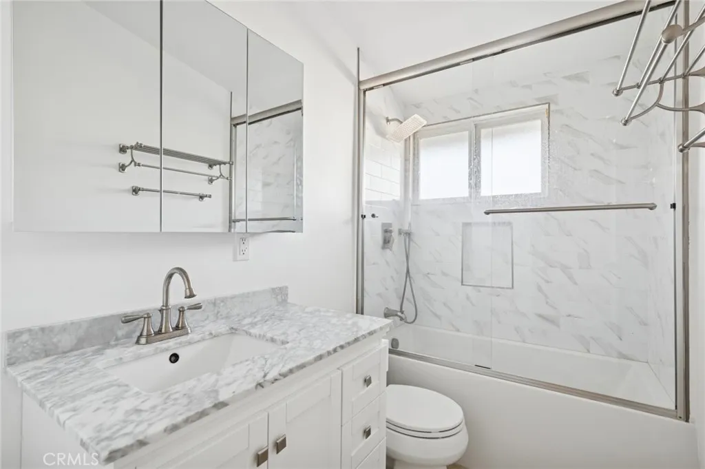 Additional image 18 of 305 Nassau Road, Costa Mesa, CA 92626