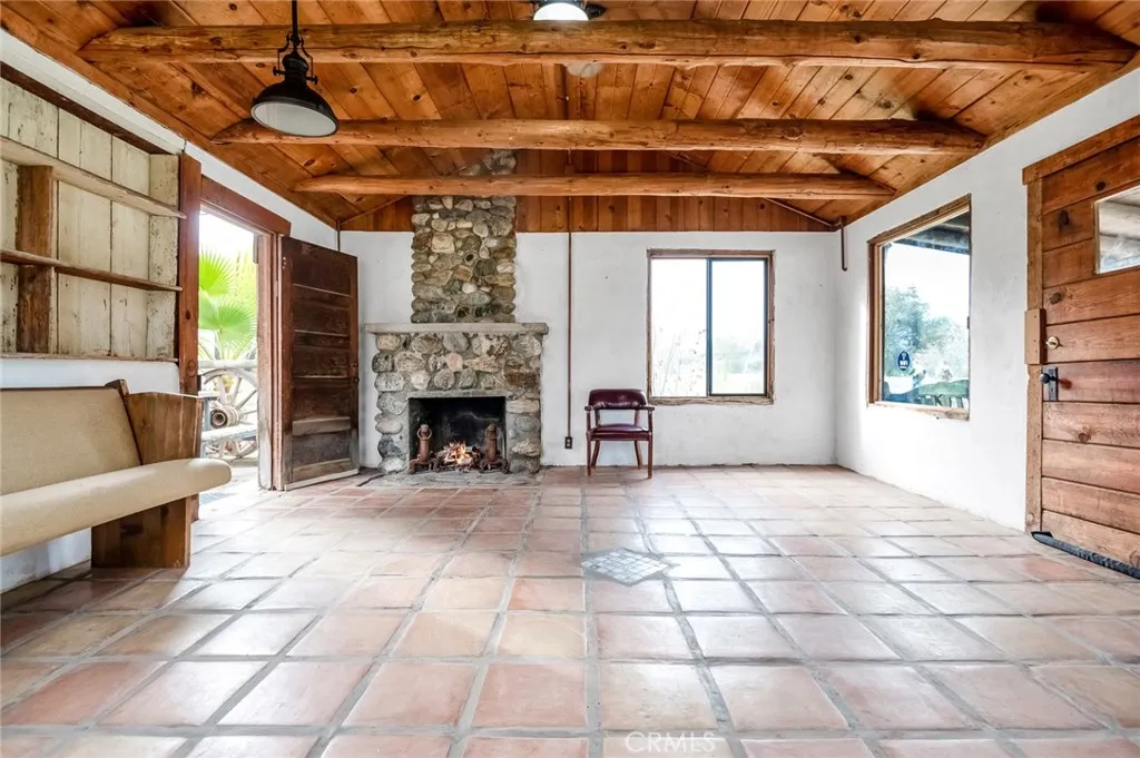 Additional image 10 of 40398 Sierra Dr, Three Rivers, CA 93271