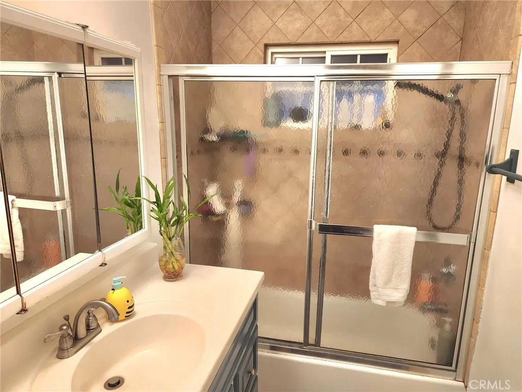 Additional image 110 of 19755 Steinway Street, Canyon Country, CA 91351