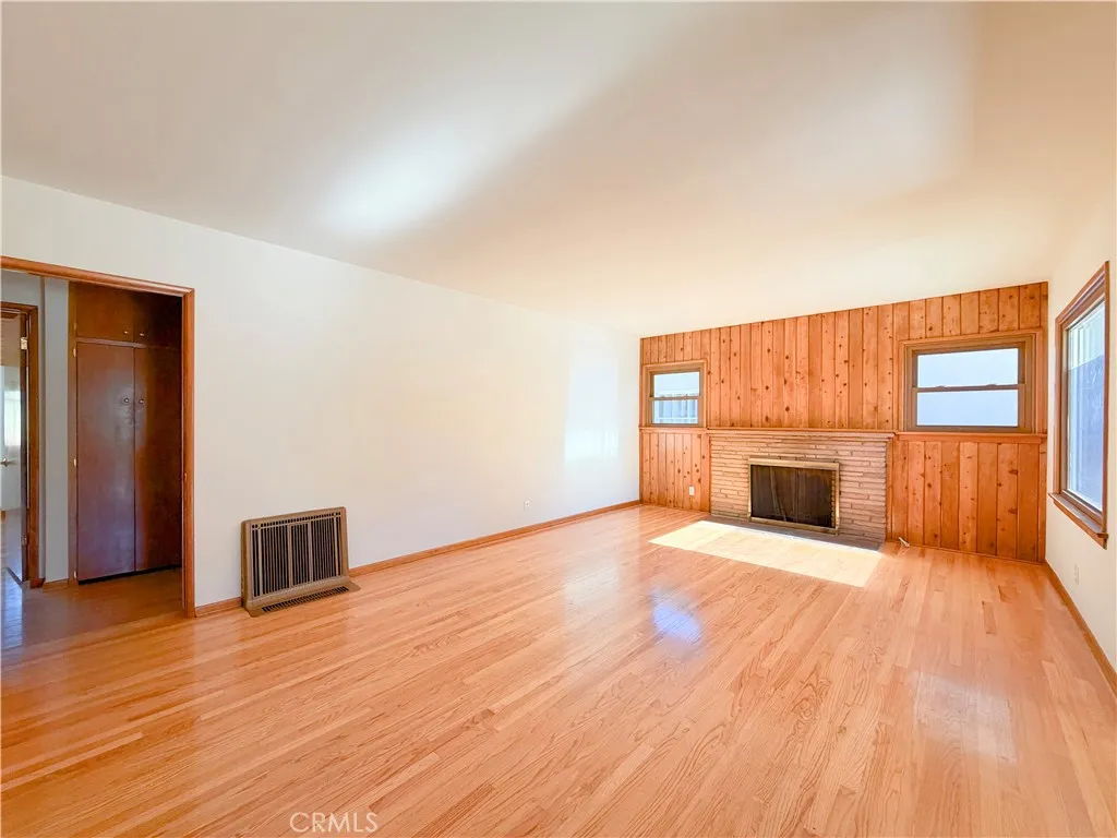 Additional image 4 of 22137 Ybarra, Woodland Hills, CA 91364