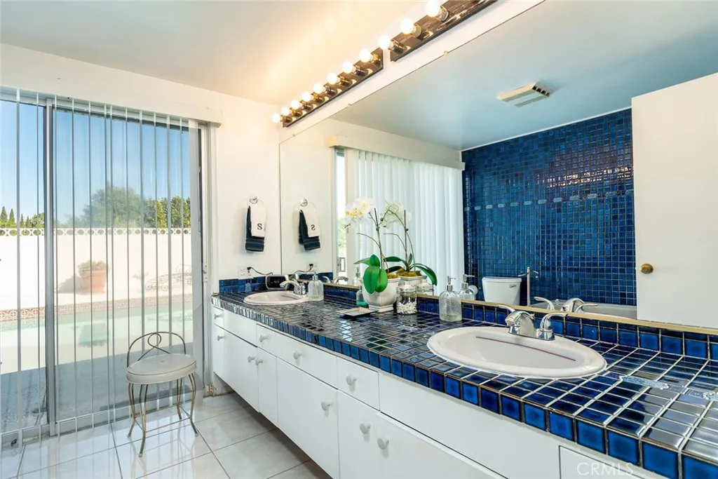 Additional image 54 of 11567 Dona Dorotea, Studio City, CA 91604