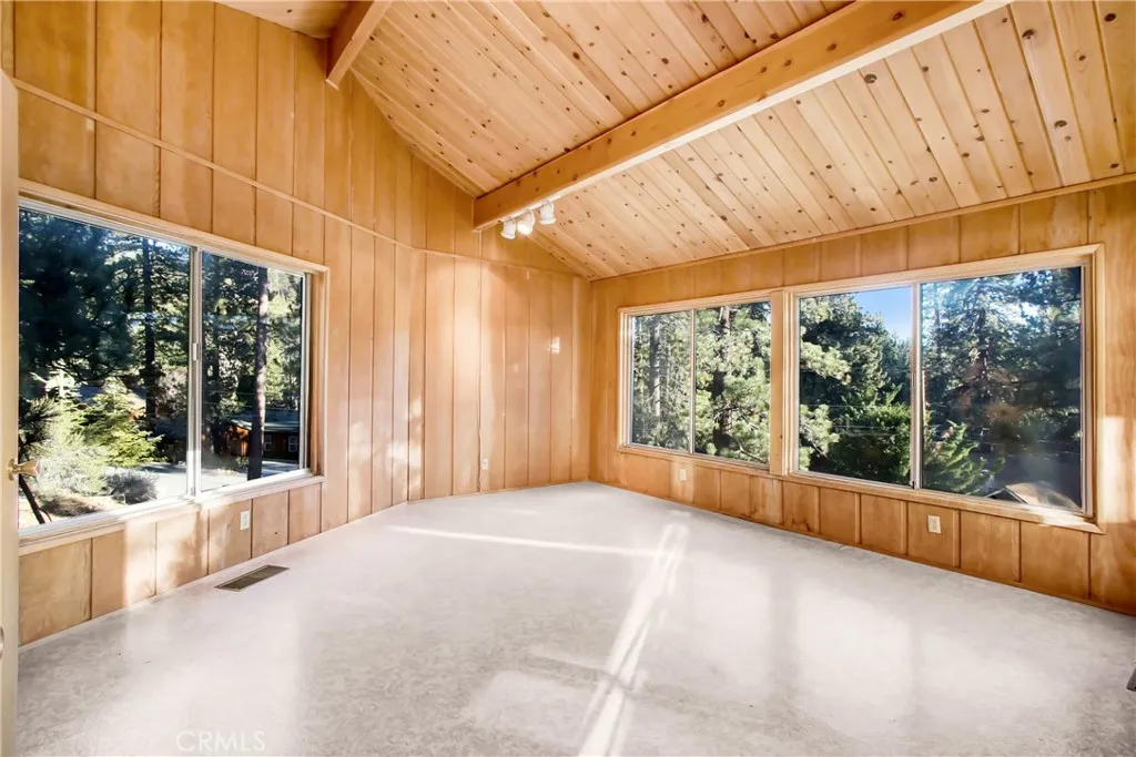 Additional image 21 of 1063 Fawnskin Dr, Fawnskin, CA 92333