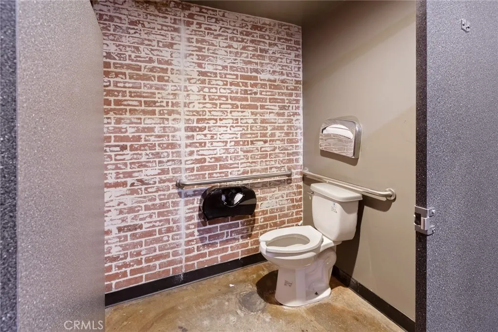 Property image for 21620 Roscoe Unit 21602-21604 Unit 21602-2160, Canoga Park, CA 91304