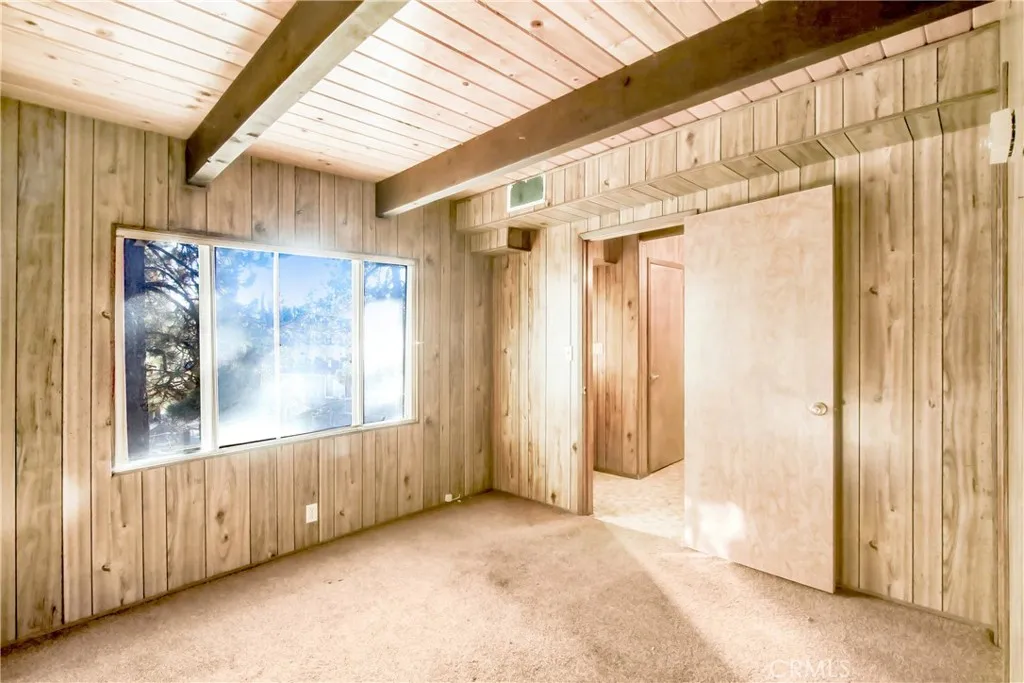 Additional image 4 of 1063 Fawnskin Dr, Fawnskin, CA 92333