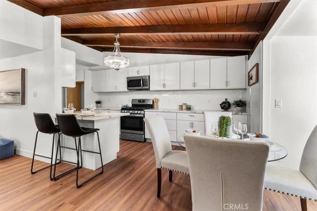 Additional image 7 of 8008 Aura, Reseda, CA 91335