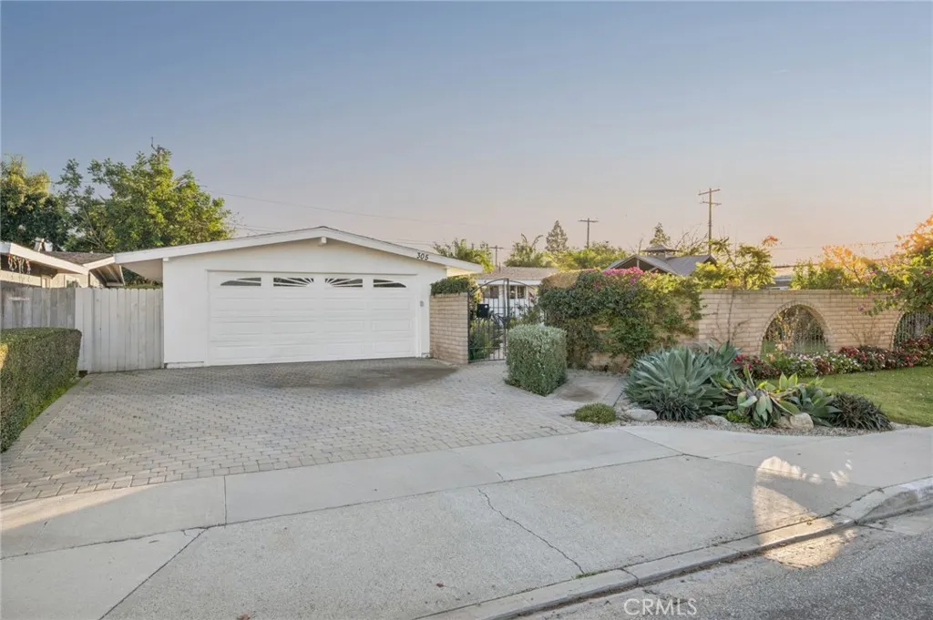 Additional image 2 of 305 Nassau Road, Costa Mesa, CA 92626