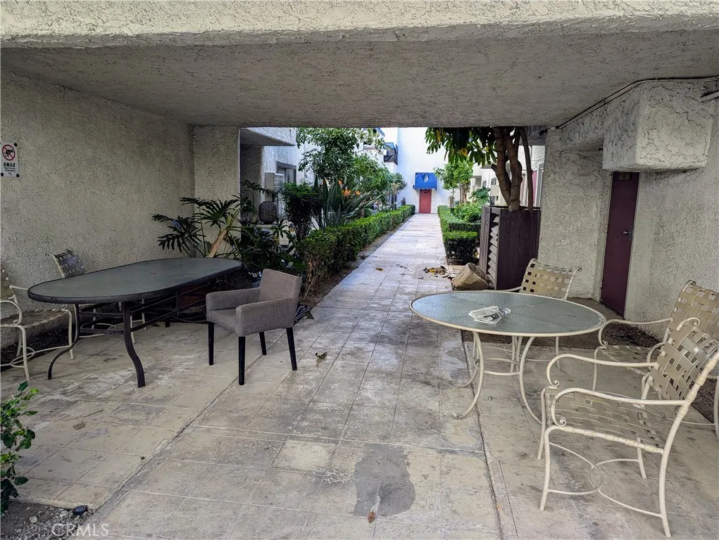 Additional image 41 of 18530 Hatteras St Unit 329, Tarzana, CA 91356