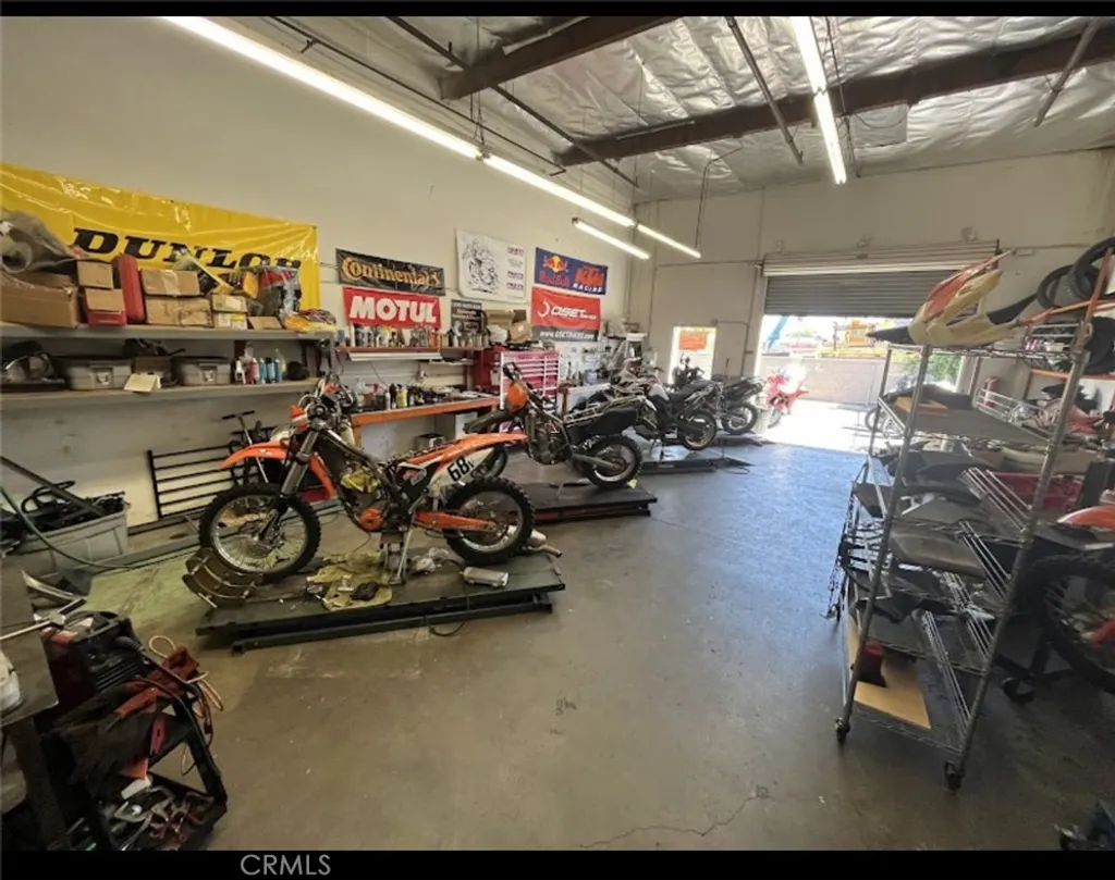 Additional image 2 of 169 N Maple Street Unit H, Corona, CA 92878