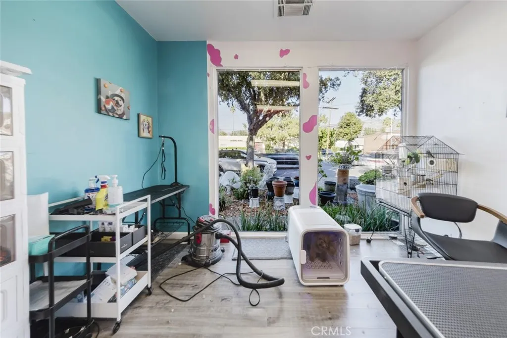 Additional image 26 of 2006 E Foothill Boulevard, Pasadena, CA 91107