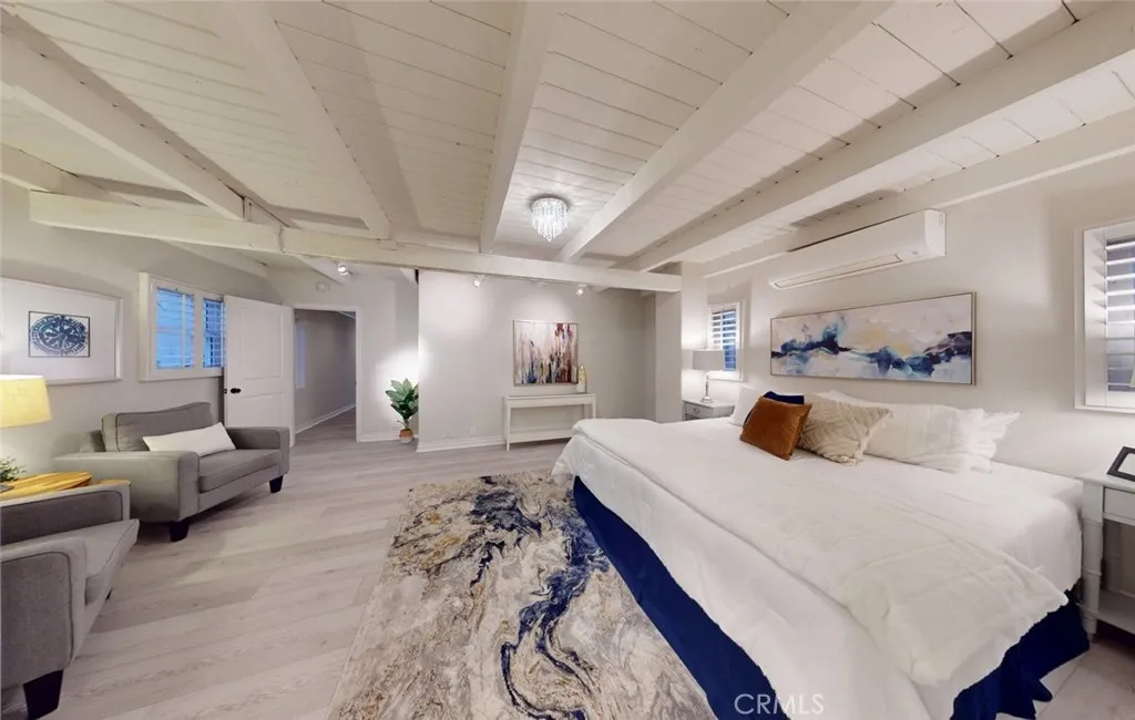 Additional image 114 of 322 12 th St, Huntington Beach, CA 92648