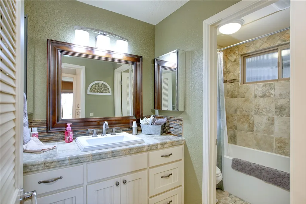 Additional image 35 of 583 Plymouth Street, Cambria, CA 93428