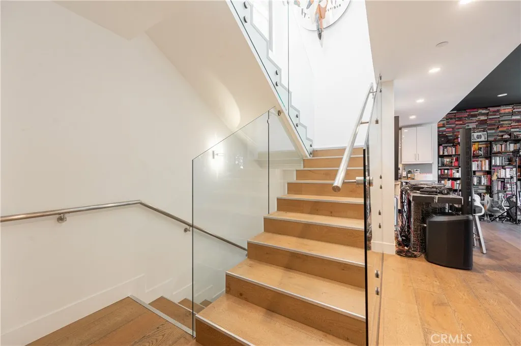 Additional image 16 of 2239 Laurel Canyon Blvd, Los Angeles, CA 90046