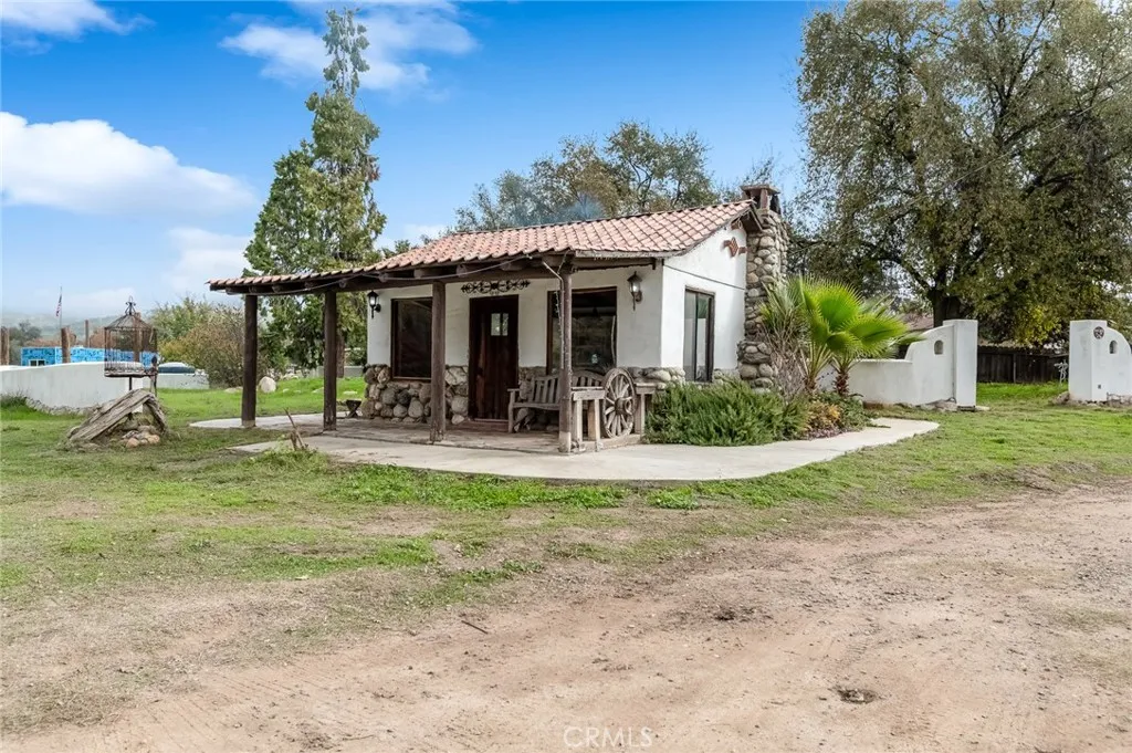 Additional image 2 of 40398 Sierra Dr, Three Rivers, CA 93271