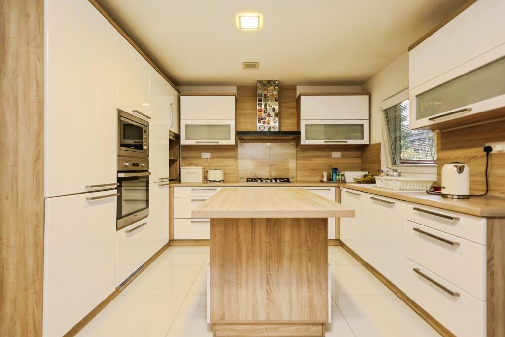 房产图片 8 - 伯明翰格雷特巴尔温菲尔德路B42