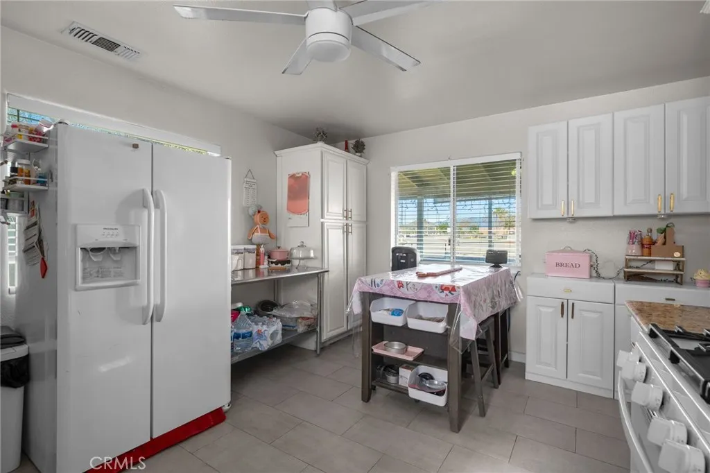 Additional image 18 of 826 W Main St, Riverside, CA 92507