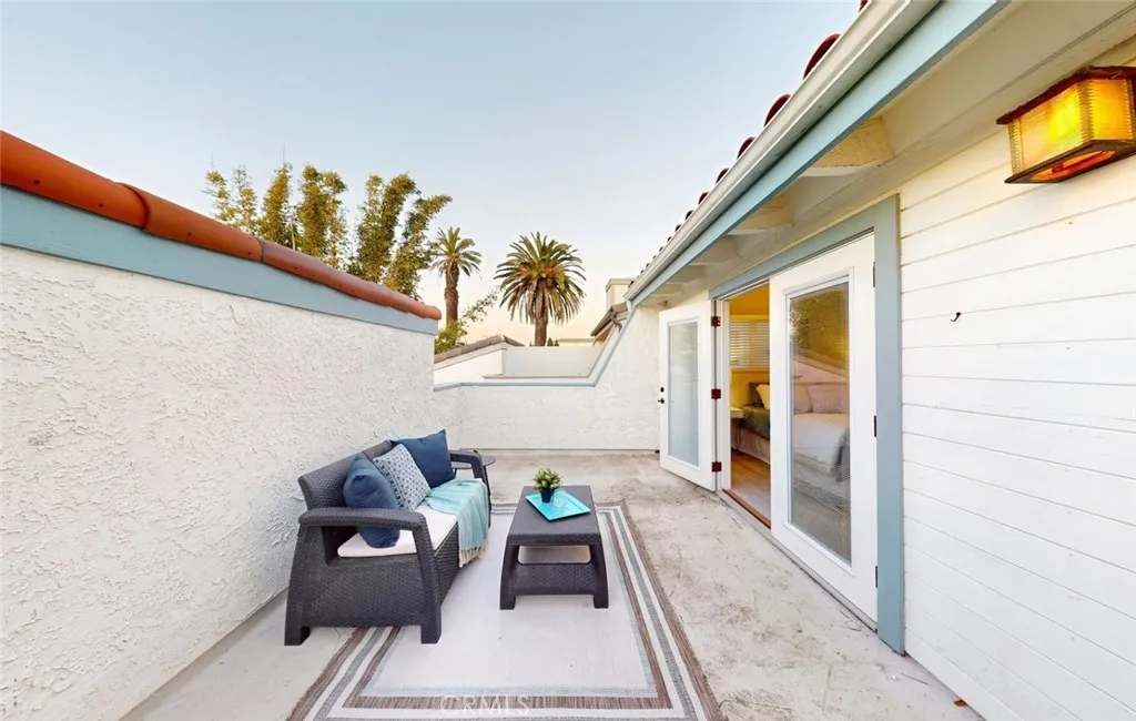 Additional image 108 of 322 12 th St, Huntington Beach, CA 92648