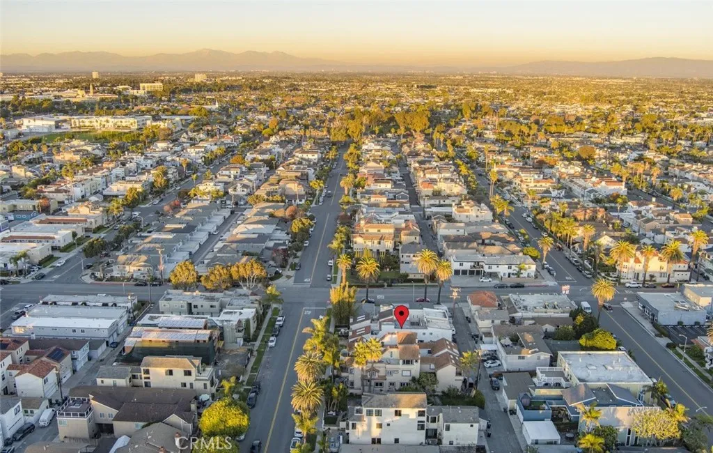 Property image for 322 12 th St, Huntington Beach, CA 92648