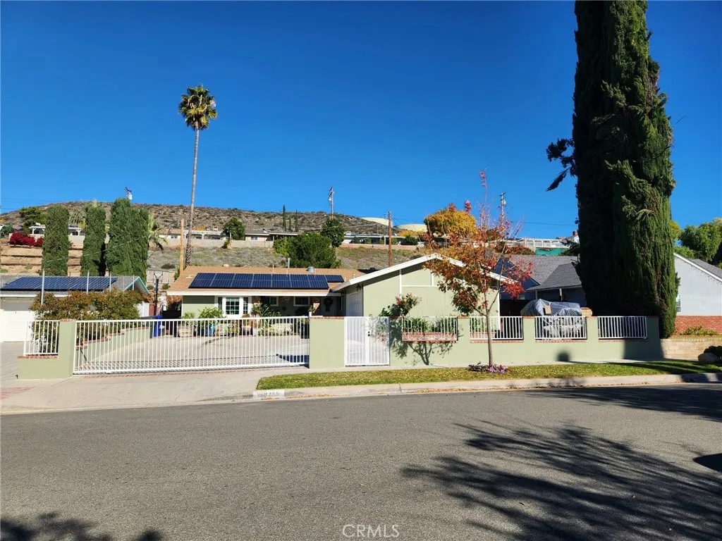 Additional image 129 of 19755 Steinway Street, Canyon Country, CA 91351