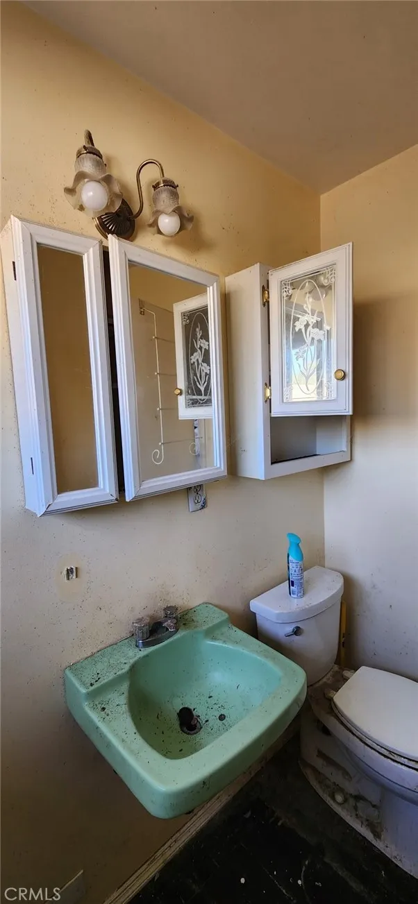 Additional image 37 of 16757 Donmetz, Granada Hills, CA 91344