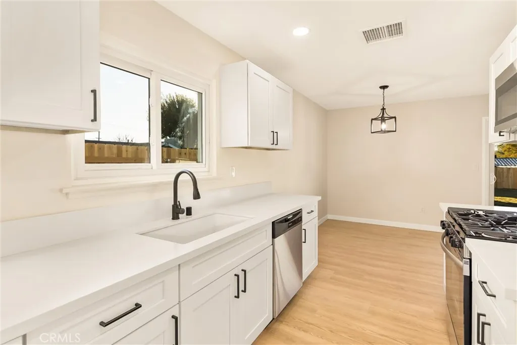 Additional image 16 of 13376 Robin Court, Yucaipa, CA 92399