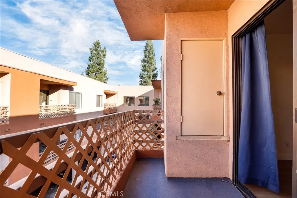 Additional image 39 of 6815 Remmet Unit 311, Canoga Park, CA 91303