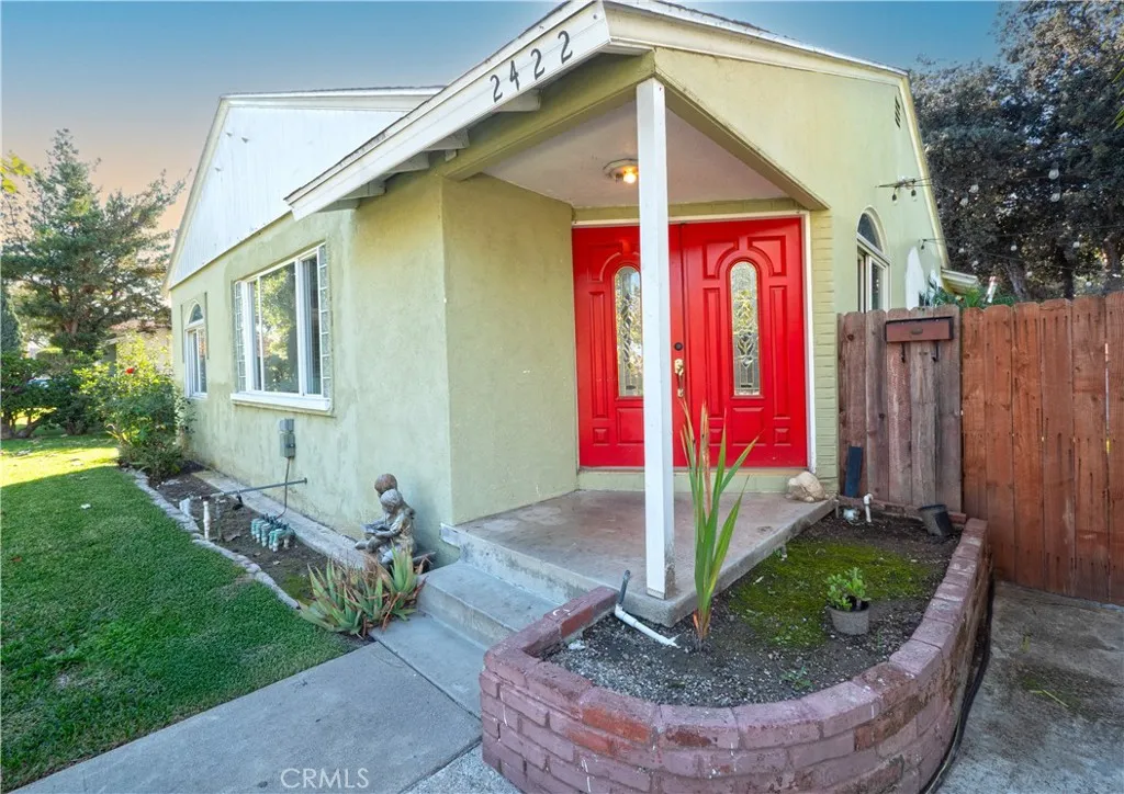 Additional image 38 of 2422 N Forest Ave, Santa Ana, CA 92706