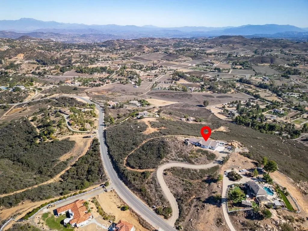 Property image for 39472 Vista Del Bosque, Murrieta, CA 92562