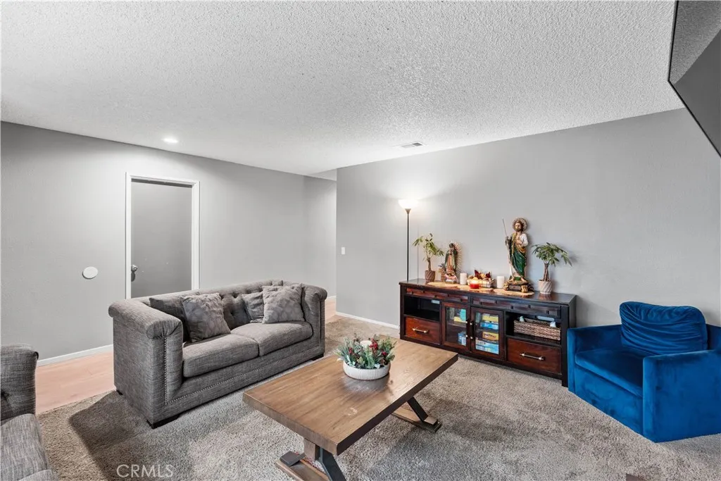 Additional image 35 of 554 W Mariposa Dr, Rialto, CA 92376