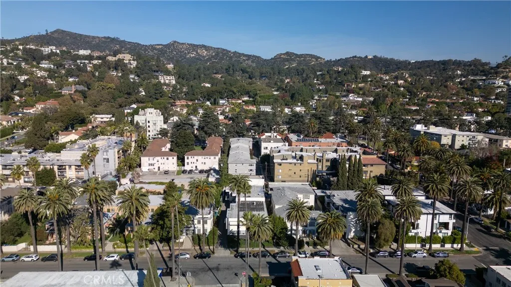 Additional image 37 of 4579 Ambrose Avenue Unit 4, Los Angeles, CA 90027