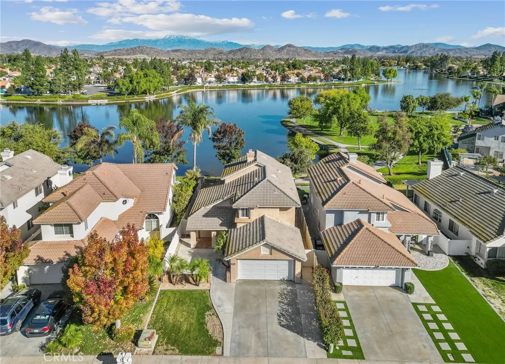 Property image for 30258 Shoreline Drive, Menifee, CA 92584