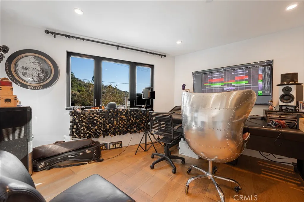 Additional image 17 of 2239 Laurel Canyon Blvd, Los Angeles, CA 90046